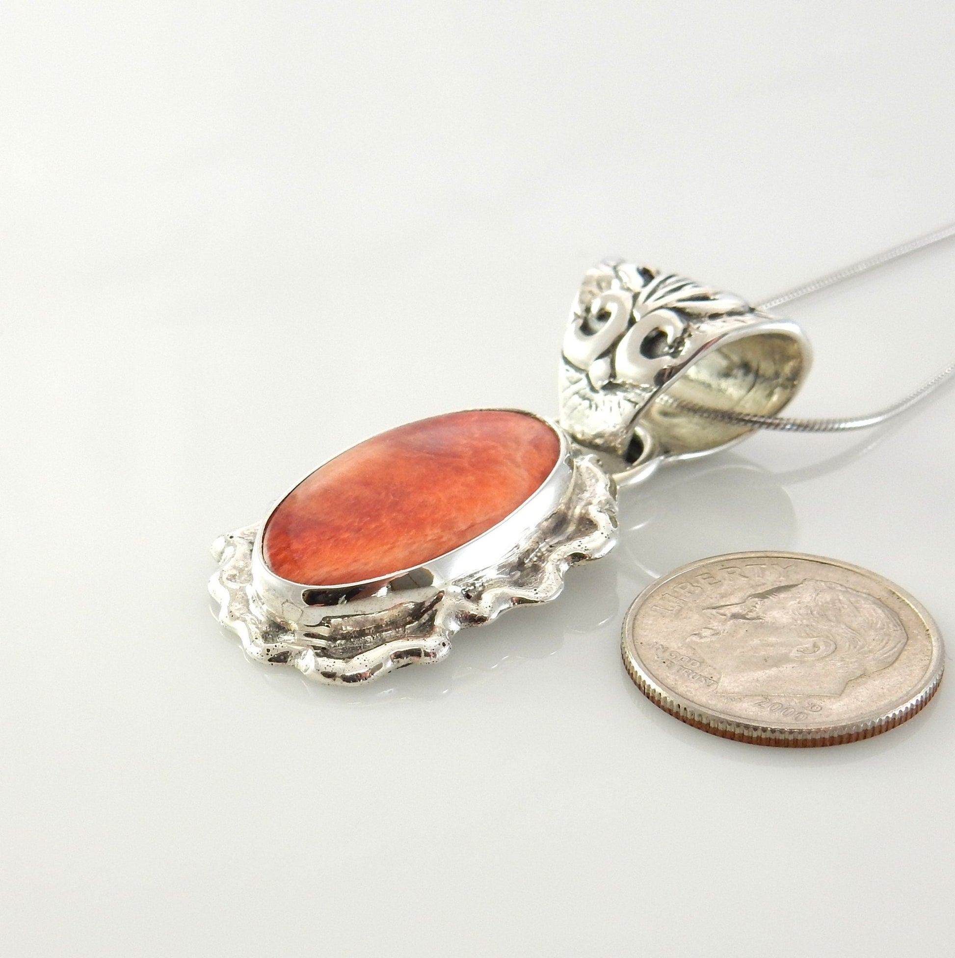 Sterling Silver Spiny Oyster Handmade Pendant, Beautiful silver reddish spiny oyster drop pendant, spiny oyster southwestern silver pendant - DeSantis