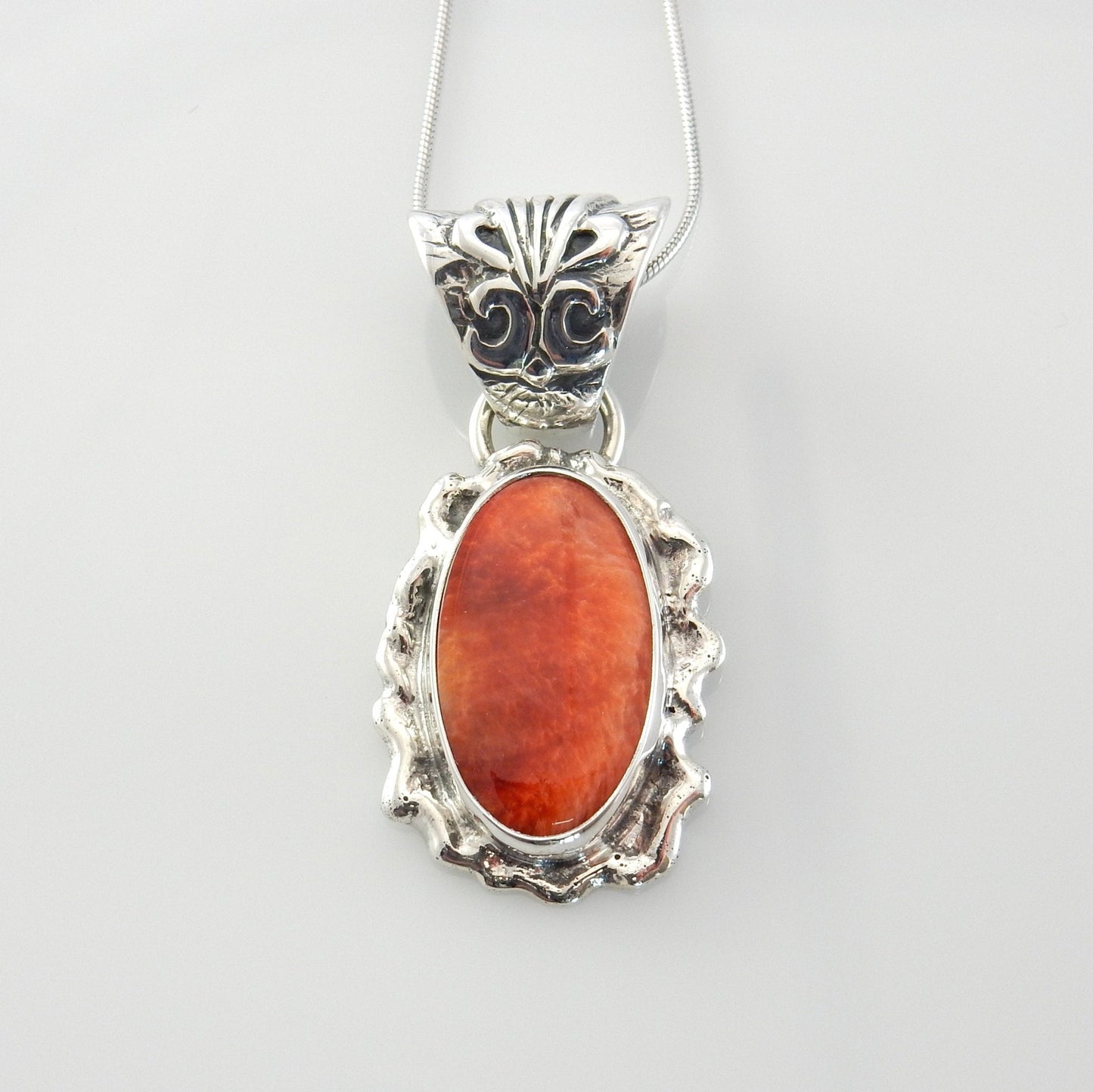 Sterling Silver Spiny Oyster Handmade Pendant, Beautiful silver reddish spiny oyster drop pendant, spiny oyster southwestern silver pendant - DeSantis
