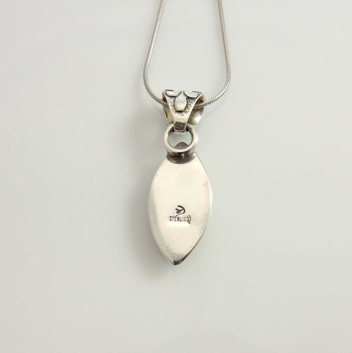 Sterling Silver Spiny Oyster Inlay Pendant, Beautiful silver spiny oyster drop inlaid pendant, spiny oyster lapis silver inlay pendant - DeSantis