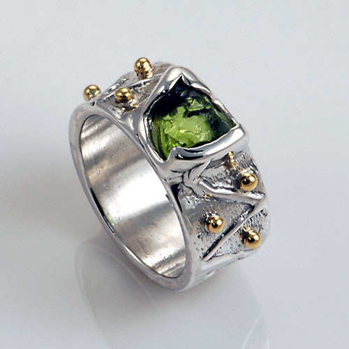 peridot rings