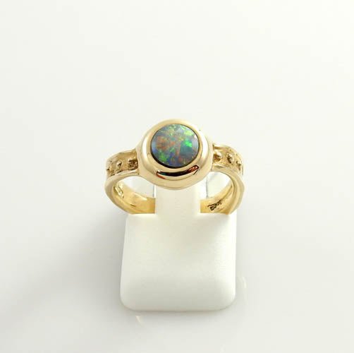 14kt Gold Australian Opal Inlay Ring Size - DeSantis