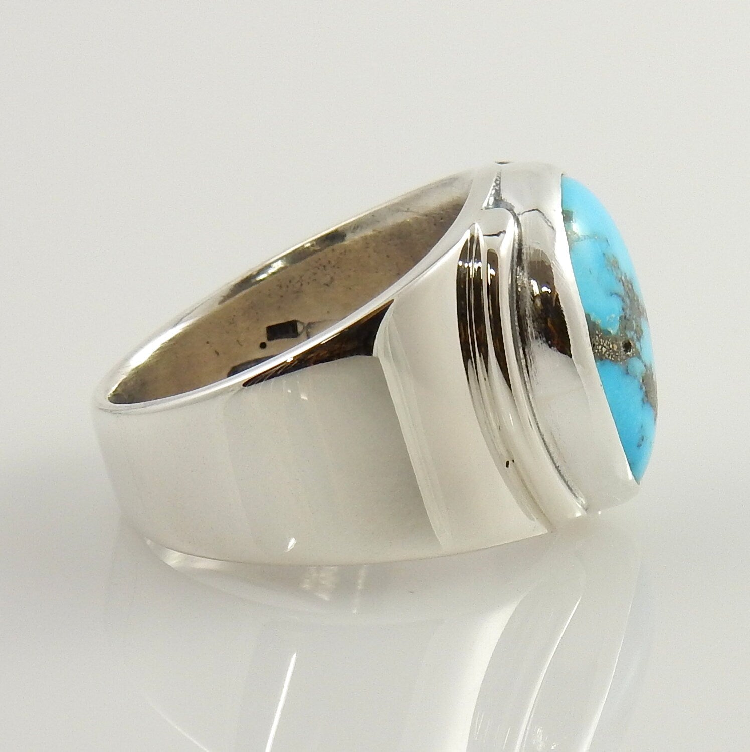 Modern Handmade Kingman Blue Turquoise Silver Ring size 9