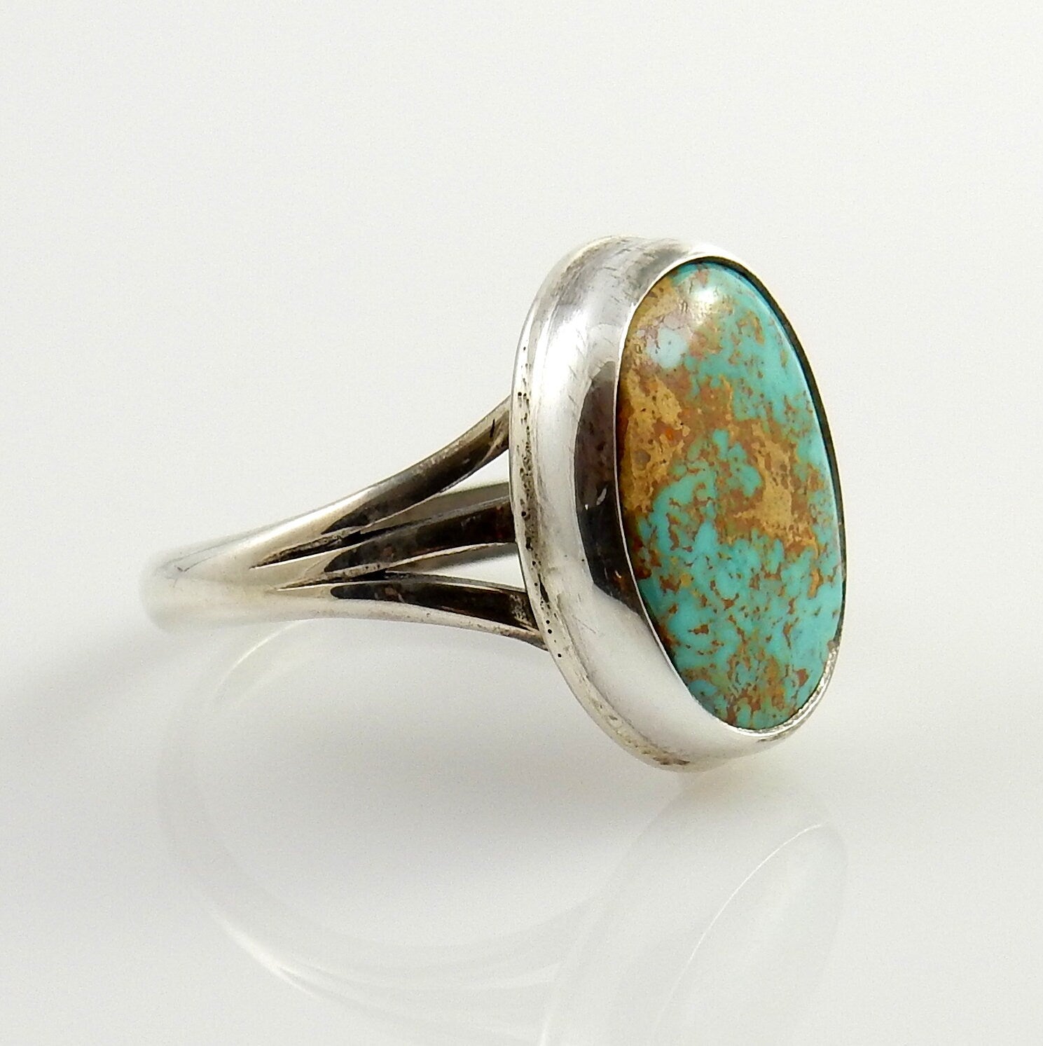 Unique southwestern Sterling Silver Turquoise Ring, Sterling Green Turquoise Handmade Ring, One of a Kind Turquoise Handmade Ring Size 8