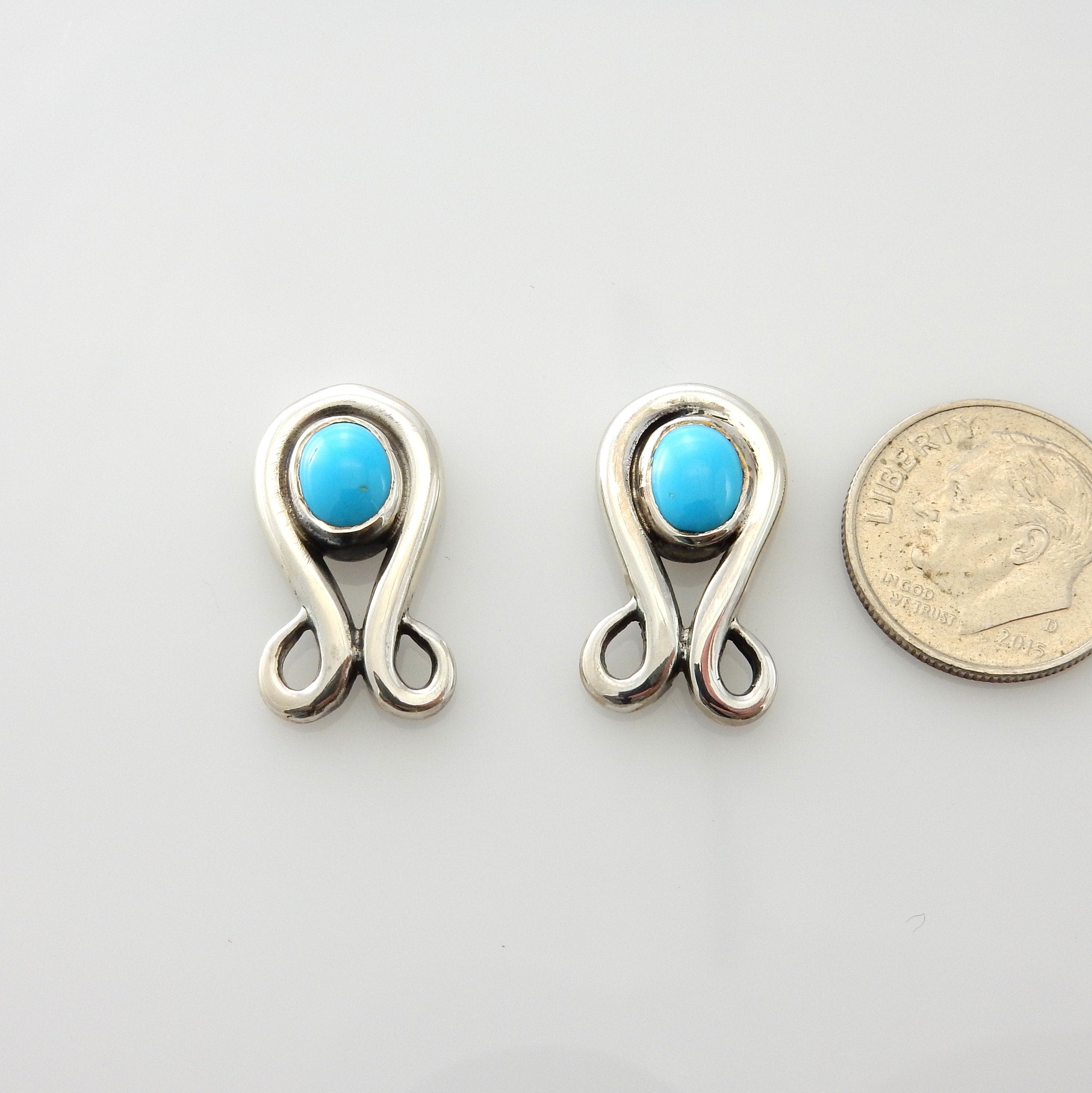 Sterling Silver Blue Turquoise Post earrings, Stylish Sterling Sleeping Beauty Turquoise Earrings, Southwestern Style Turquoise earrings