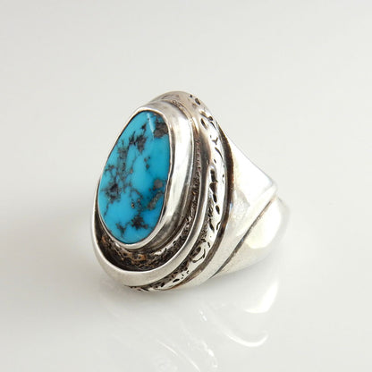 Sterling Silver Blue Kingman Turquoise Ring Size 11 - DeSantis