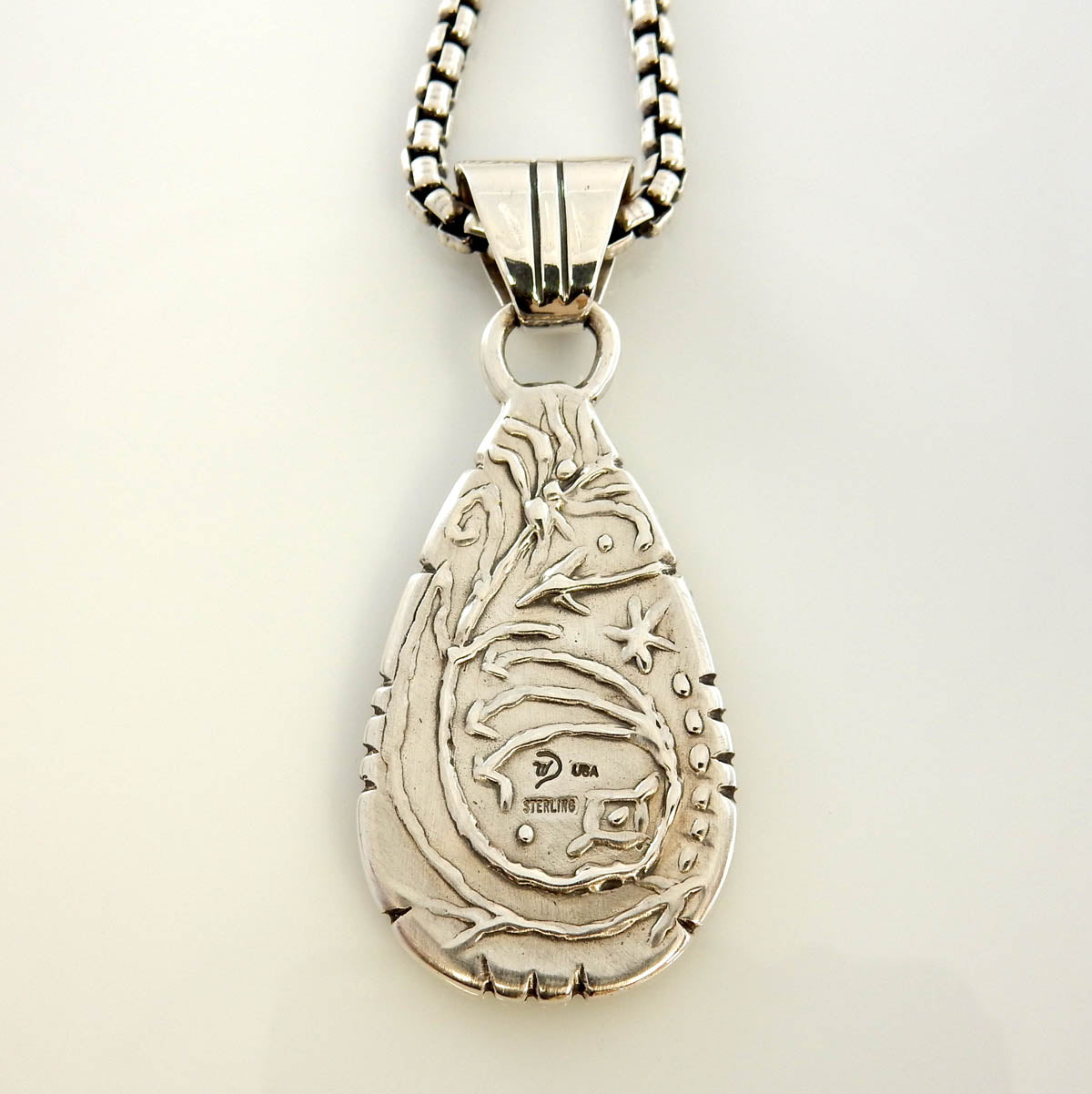Sterling Silver Spiny Oyster Inlay Sunset Pendant - DeSantis