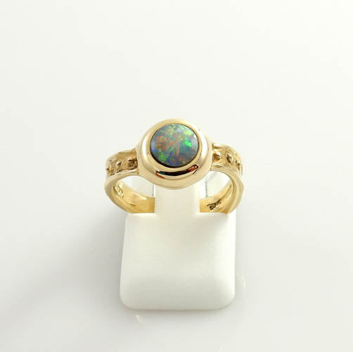 14kt Gold Australian Opal Inlay Ring Size 5.25